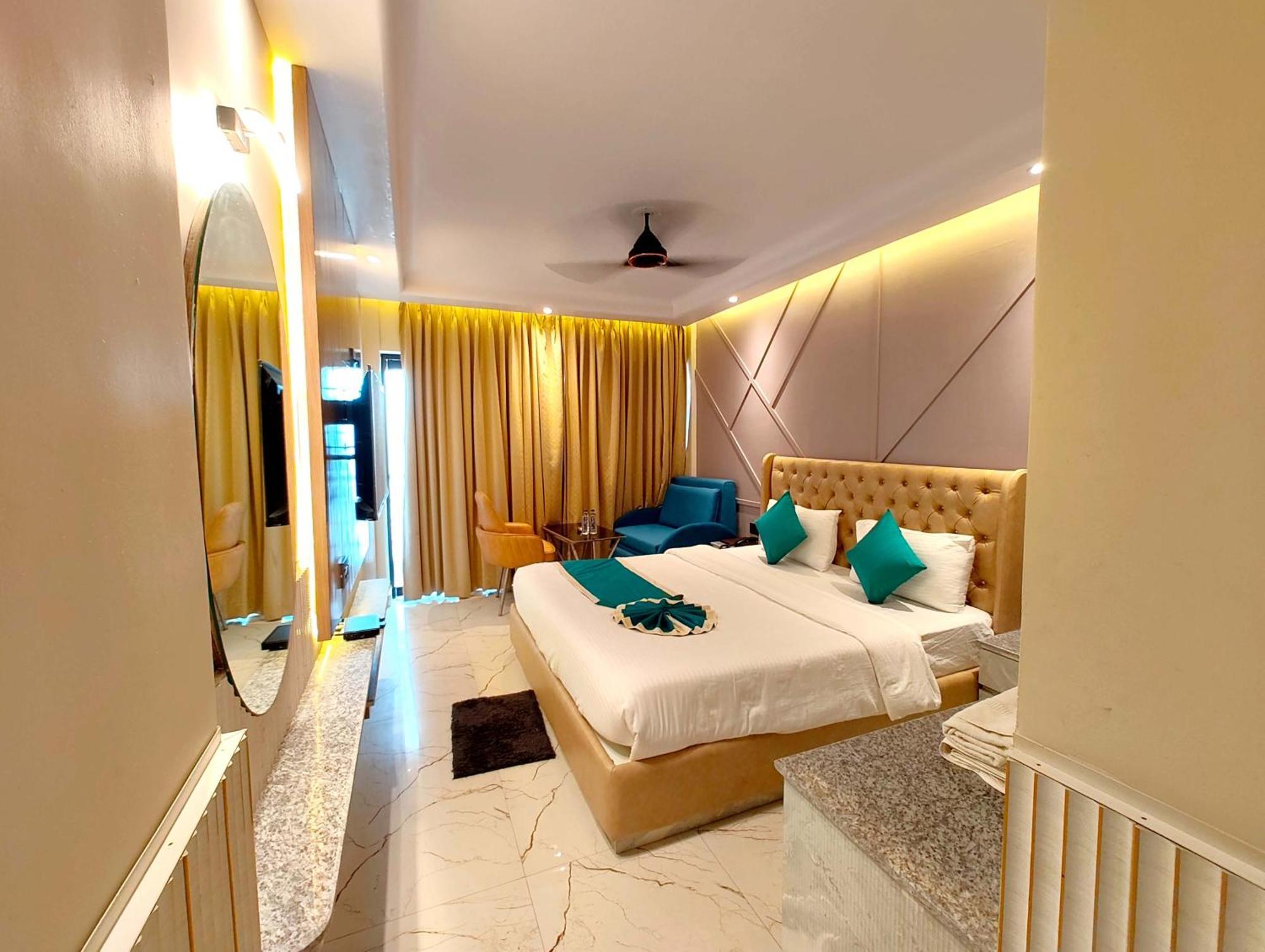 Hotel Dreamland -হোটেল ড্রিমল্যান্ড পুরী Rooms-sea View Fully-air-conditioned-hotel With-lift-restaurant-and-parking-facility - New Marine Drive Road - Book Now Puri