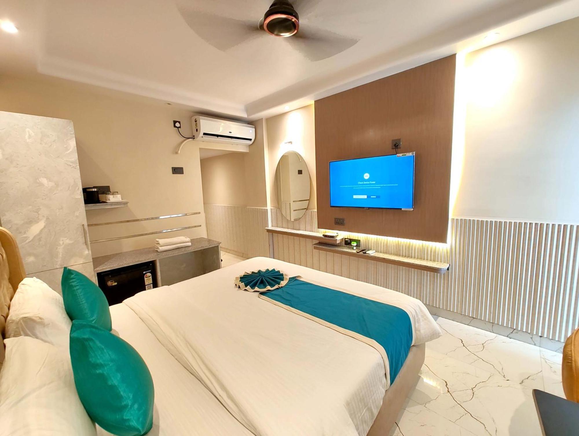 Dreamland -হোটেল ড্রিমল্যান্ড পুরী Rooms-sea View Fully-air-conditioned-hotel With-lift-restaurant-and-parking-facility - New Marine Drive Road - Book Now * Puri