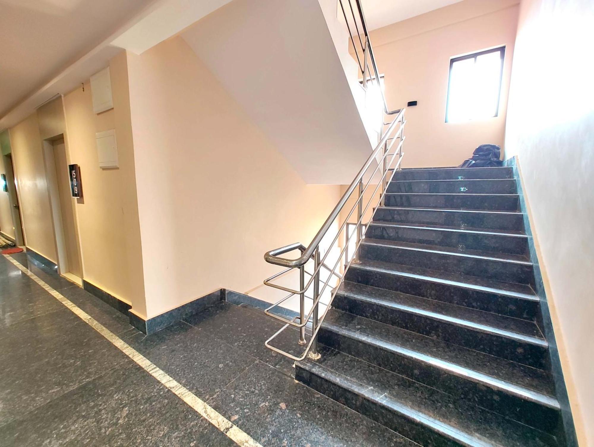 Dreamland -হোটেল ড্রিমল্যান্ড পুরী Rooms-sea View Fully-air-conditioned-hotel With-lift-restaurant-and-parking-facility - New Marine Drive Road - Book Now Hotel Puri