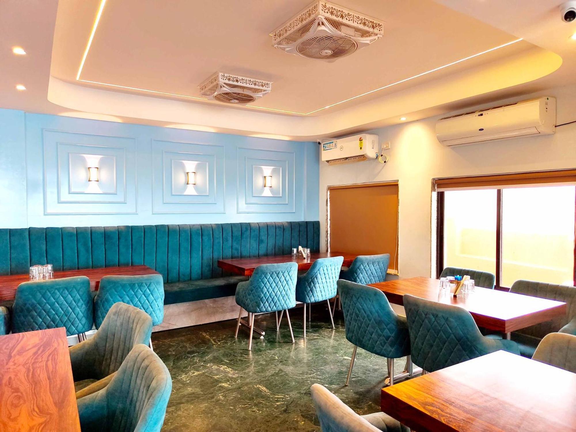 Dreamland -হোটেল ড্রিমল্যান্ড পুরী Rooms-sea View Fully-air-conditioned-hotel With-lift-restaurant-and-parking-facility - New Marine Drive Road - Book Now *